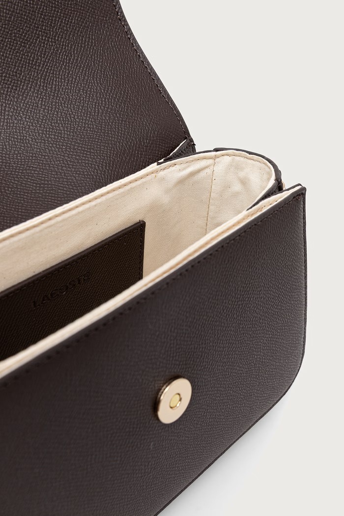 Torebka crossbody damska skórzana Lacoste NF5228PH brązowy