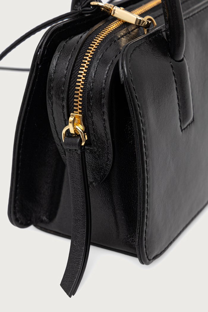Akcesoria Pollini torebka crossbody damska skórzana PC4419PP1PQA0 czarny