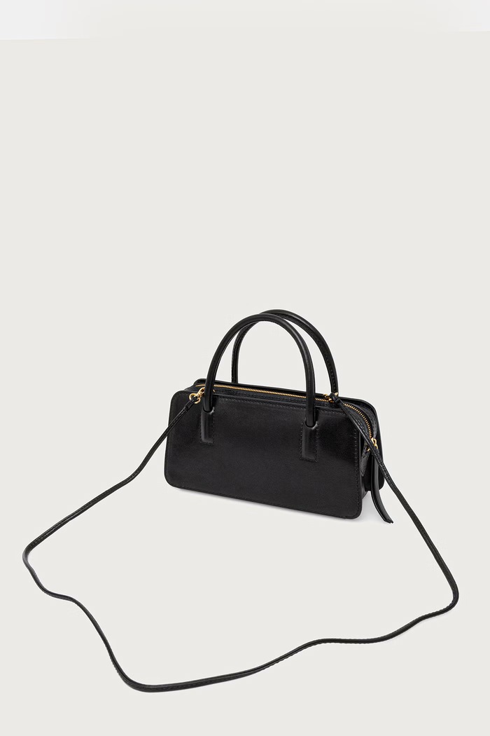 Pollini torebka crossbody damska skórzana czarny PC4419PP1PQA0