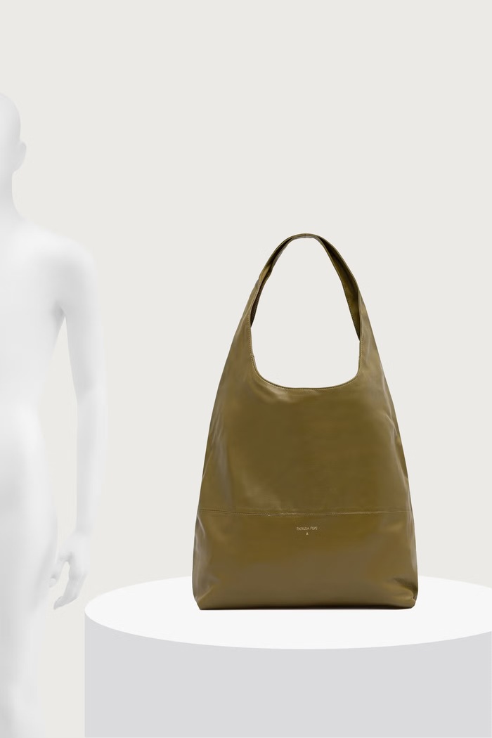 Patrizia Pepe Torebka hobo damska skórzana 2B0020.L0016