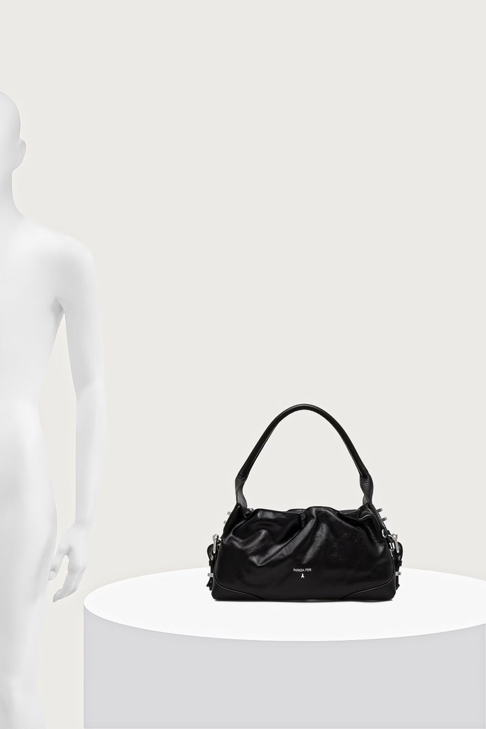 Patrizia Pepe Torebka hobo damska skórzana 2B0007.L0002