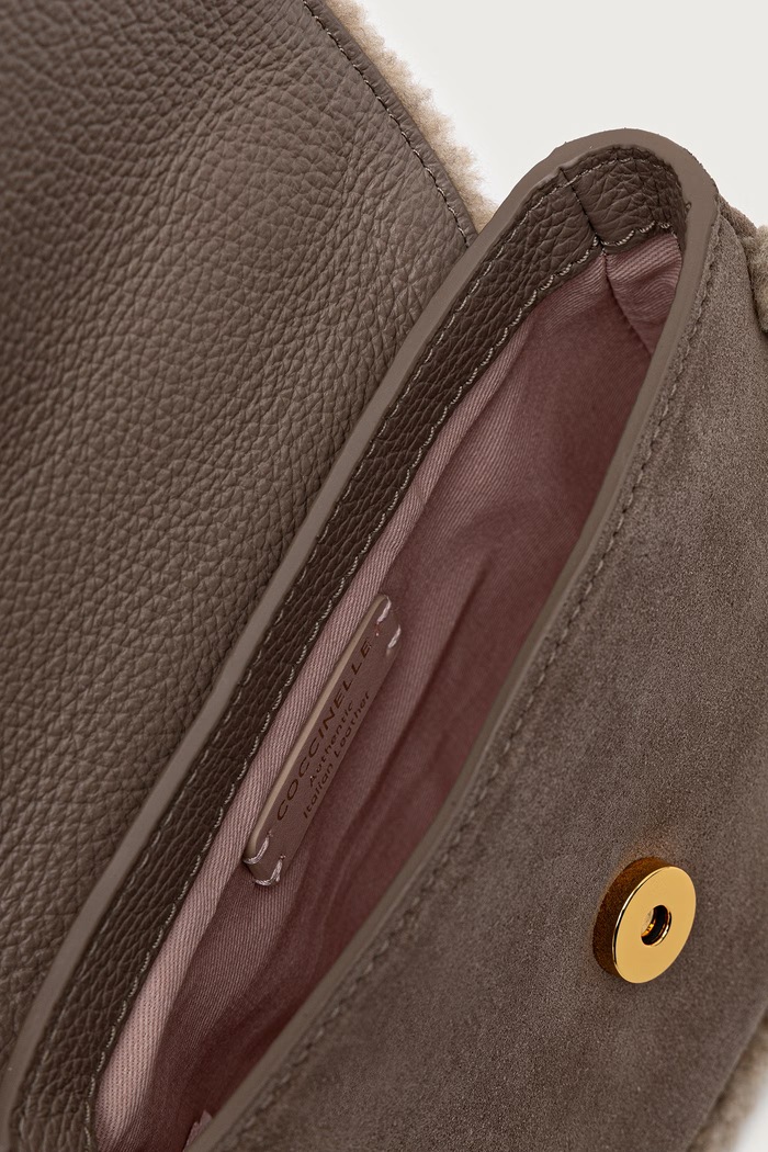 Сумка crossbody для женщин замшевая Coccinelle бежевый E5.V7J.58.01.01