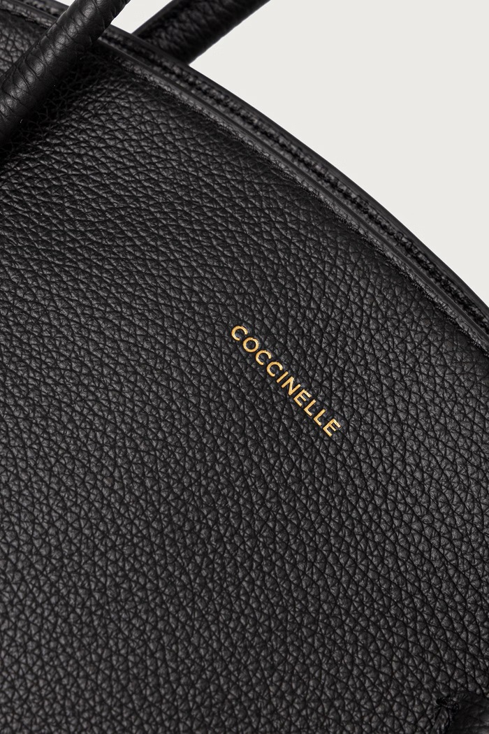 Сумка-шопер жіноча шкіряна Coccinelle E1.V7N.18.01.01 чорний