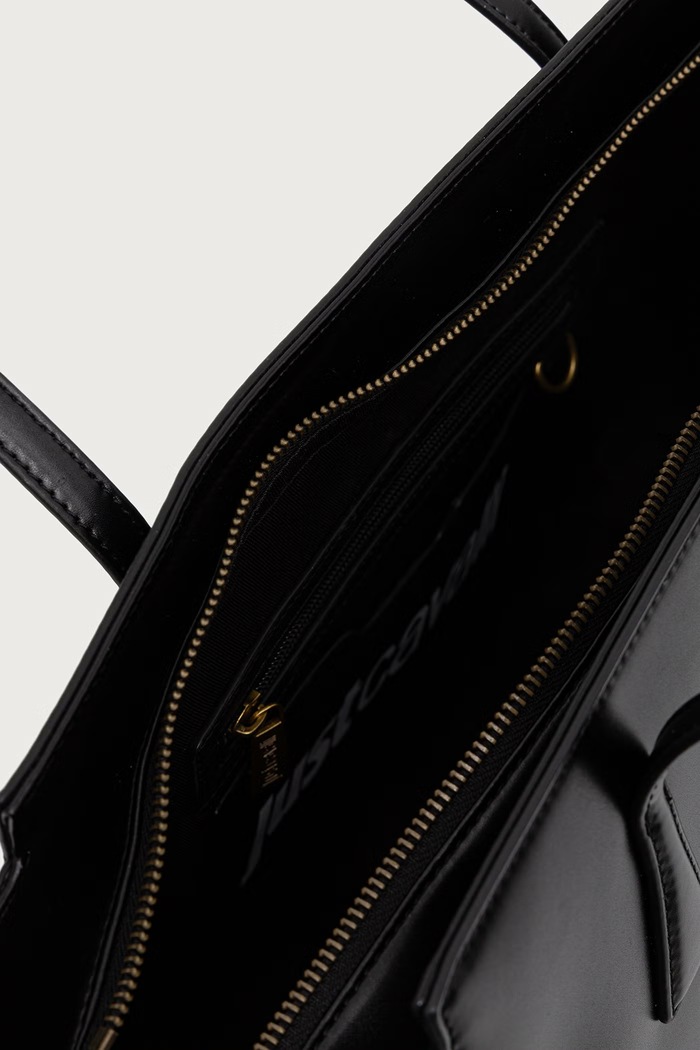 Torebka shopper damska z imitacji skóry Just Cavalli czarny 81RA4BI6.ZSC23