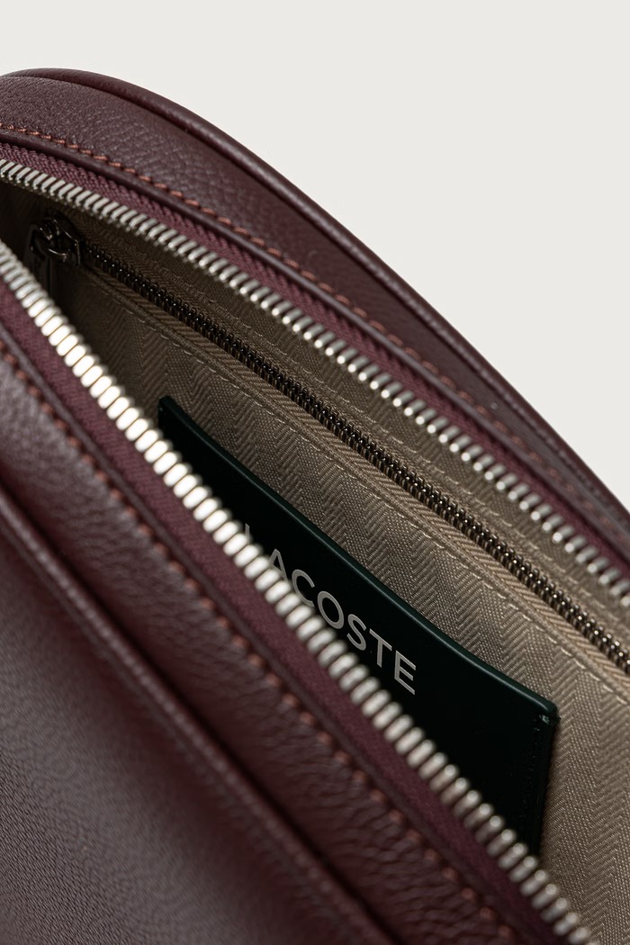Torebka crossbody damska skórzana Lacoste brązowy NU5463FP.T71