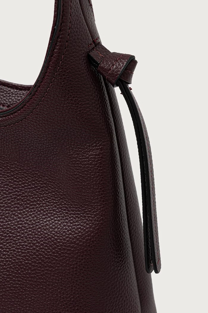 Torebka hobo damska z imitacji skóry Anett Zip Hobo BOSS 50573208 bordowy