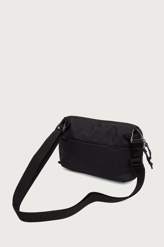 Akcesoria Jack Wolfskin Saszetka damska Konya A66269 czarny