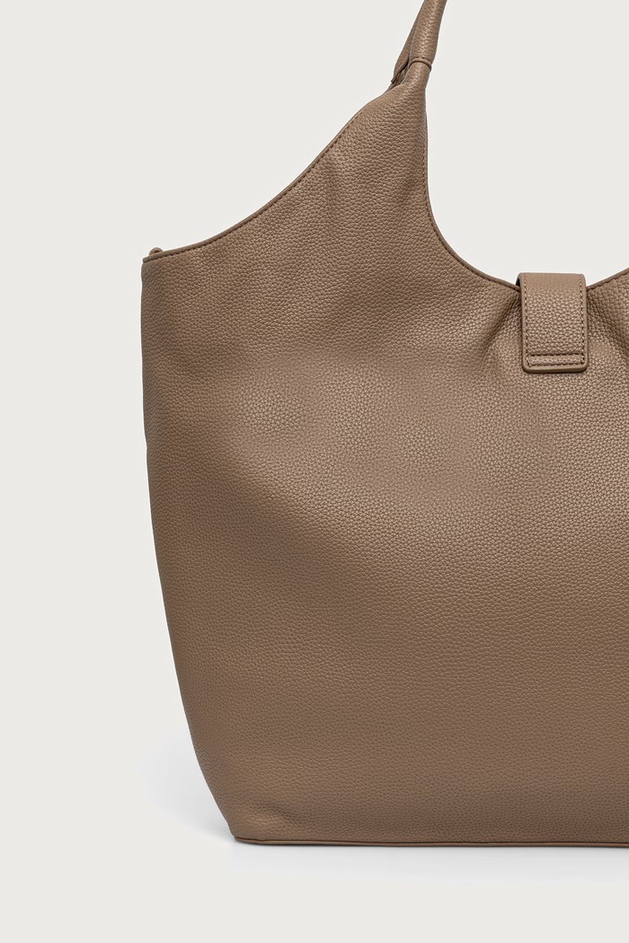 Akcesoria Love Moschino Torebka shopper damska z imitacji skóry JC4238PP0PKI0105 beżowy