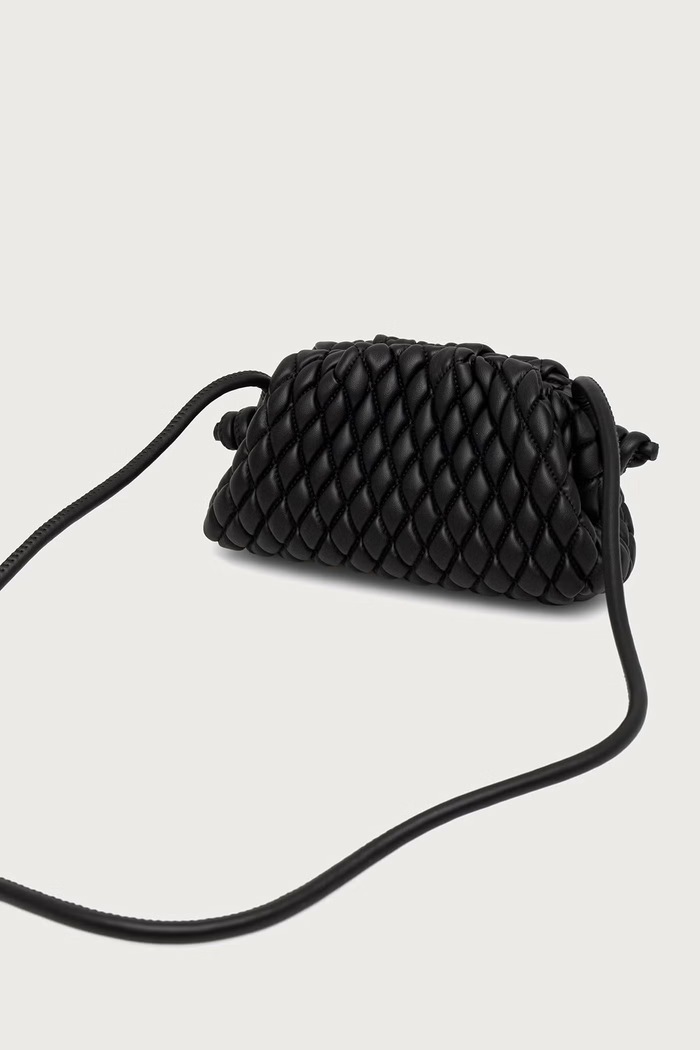 Akcesoria Love Moschino torebka crossbody damska skórzana JC4290PP0PK1200A czarny