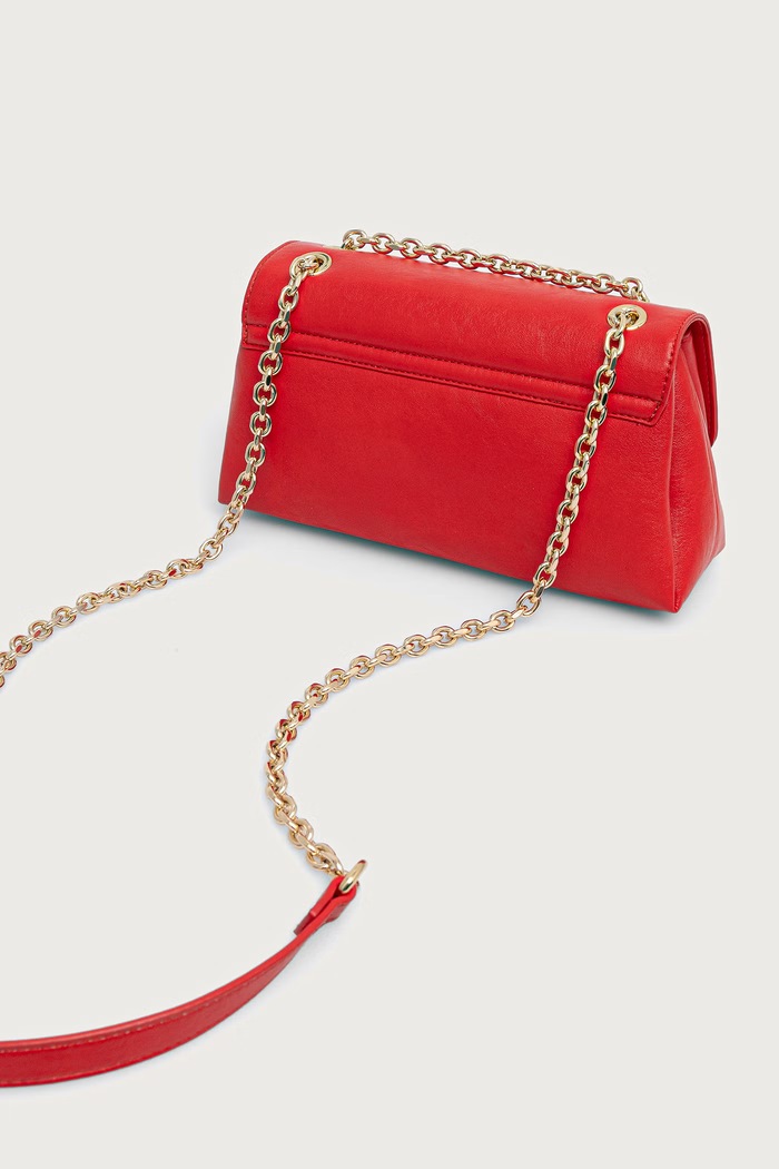 Torebka crossbody damska z imitacji skóry Love Moschino JC4201PP0PKA0500 czerwony