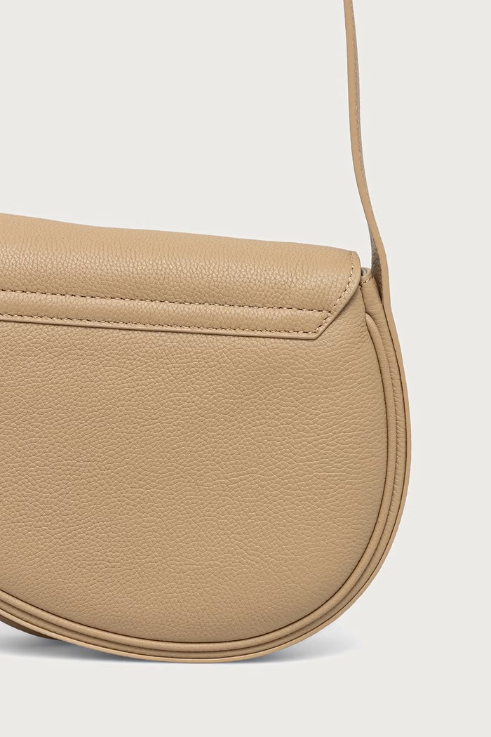 Akcesoria Lacoste Torebka crossbody damska skórzana NU5464FP beżowy