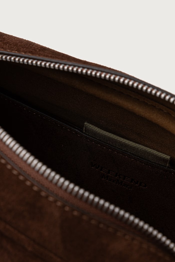 Torebka crossbody damska zamszowa WKAPOTENZA Weekend Max Mara brązowy 2625516185600