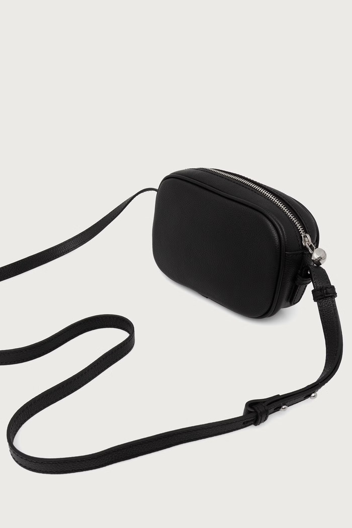 Akcesoria Weekend Max Mara Torebka crossbody damska skórzana WKASNOB 2625516155600 czarny