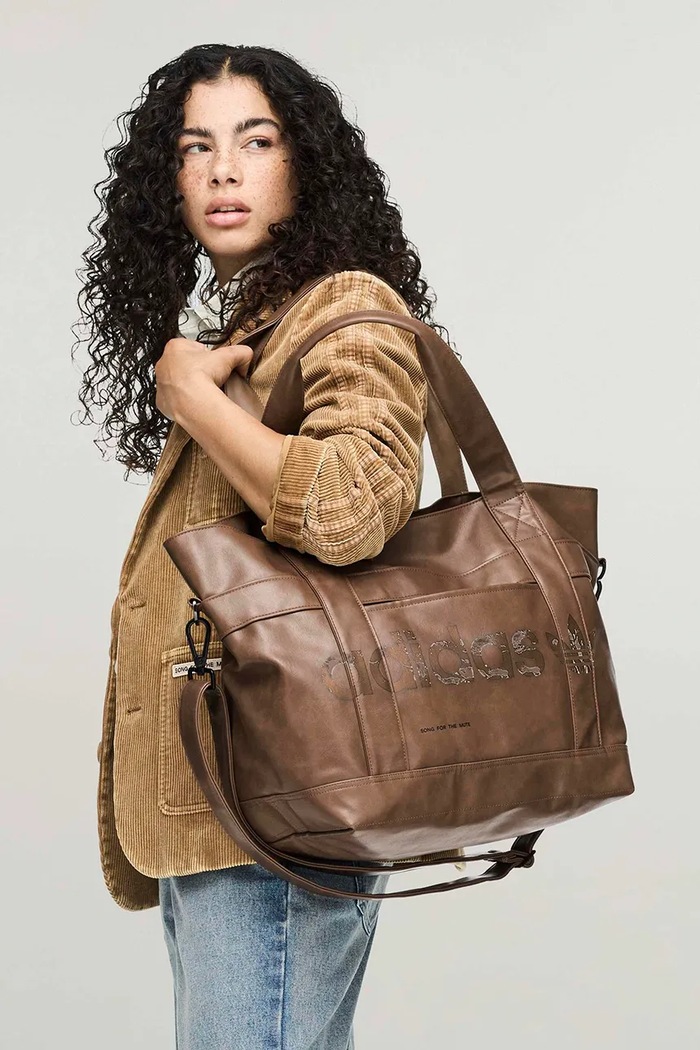 adidas Originals ADI008 Bag x SFTM tote γυναικεία από απομίμηση δέρματος LE1288
