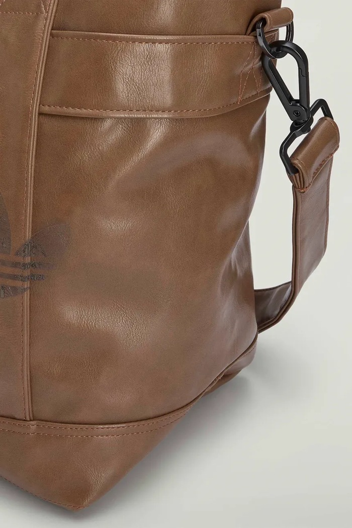 ADI008 Bag x SFTM tote γυναικεία από απομίμηση δέρματος adidas Originals LE1288 καφέ