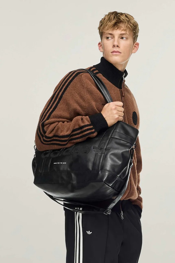 adidas Originals ADI008 Bag x SFTM tote γυναικεία από απομίμηση δέρματος LE1287
