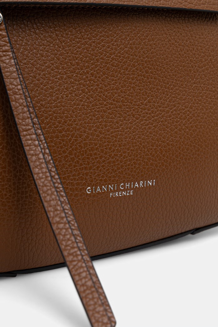 Gianni Chiarini torebka crossbody damska skórzana HELENA ROUND brązowy BS.9036/COMM.GRN