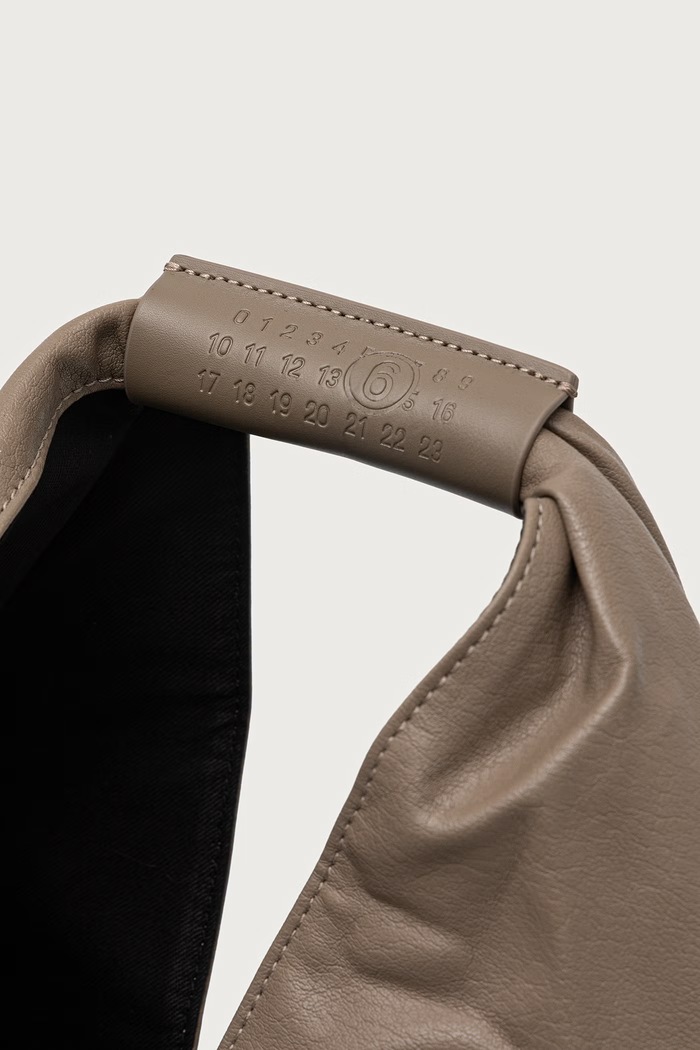 Torebka damska skórzana MM6 Maison Margiela S54WD0039.P9352 brązowy