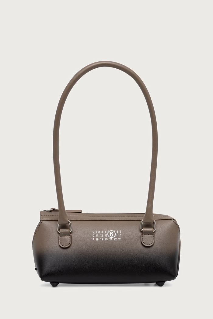 MM6 Maison Margiela Torebka bagietka damska z imitacji skóry brązowy SB6ZH0039.P9354