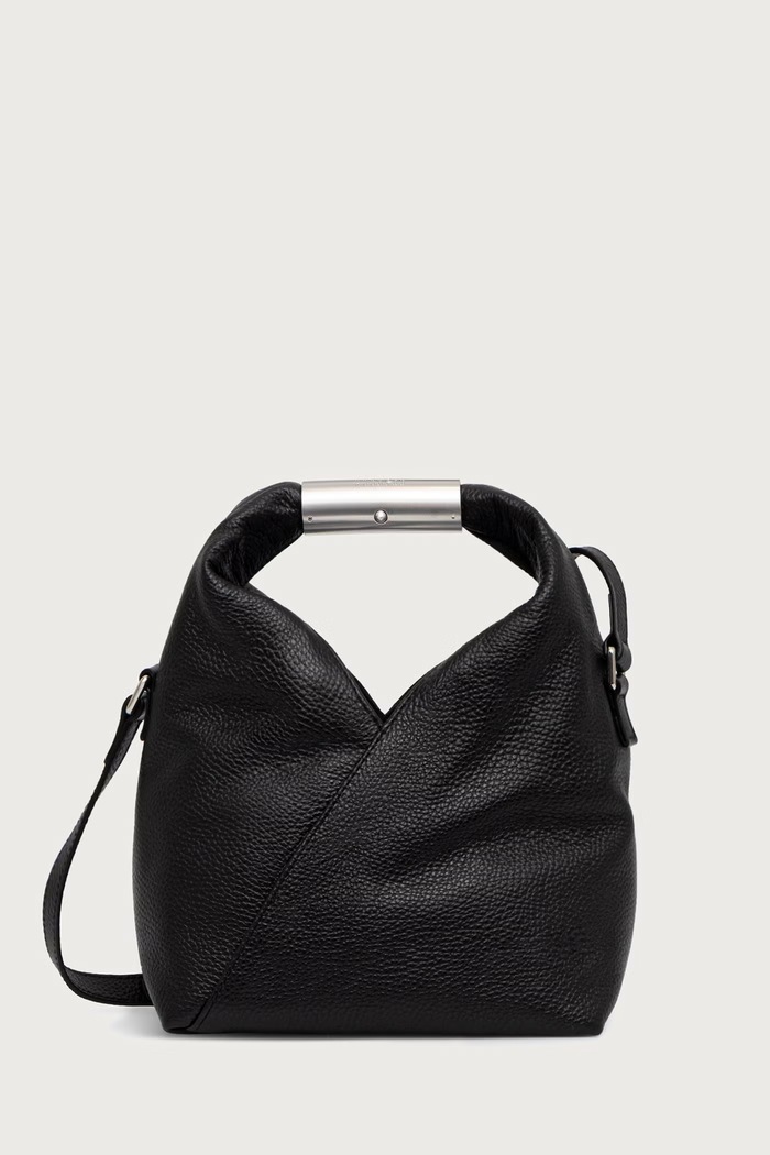 MM6 Maison Margiela Torebka crossbody damska skórzana czarny SB6WD0042.P9068