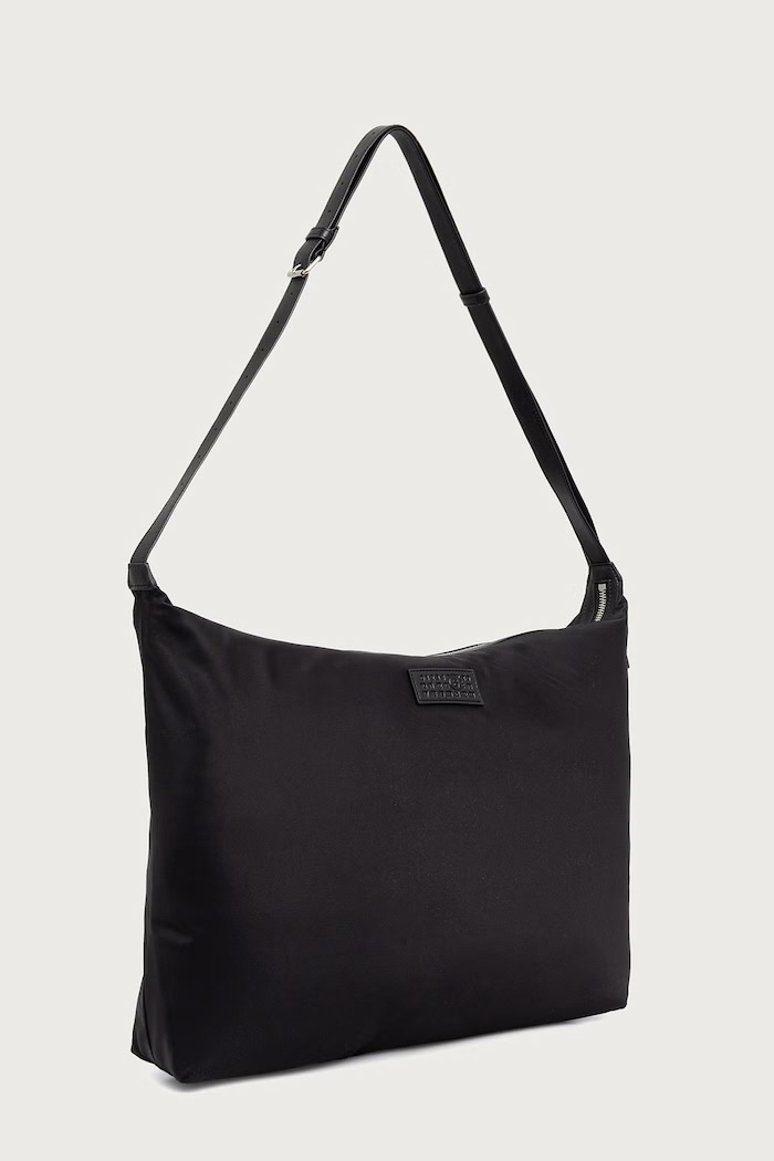 MM6 Maison Margiela Torebka shopper damska SB5WG0040.P9062 czarny AW26