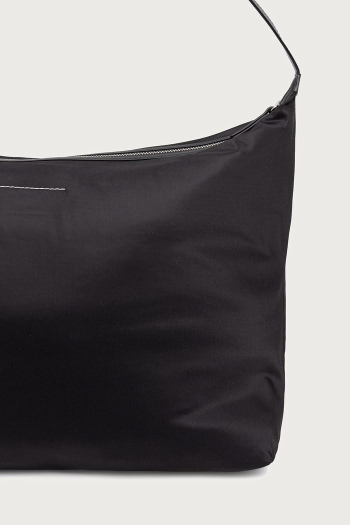 Akcesoria MM6 Maison Margiela Torebka shopper damska SB5WG0040.P9062 czarny