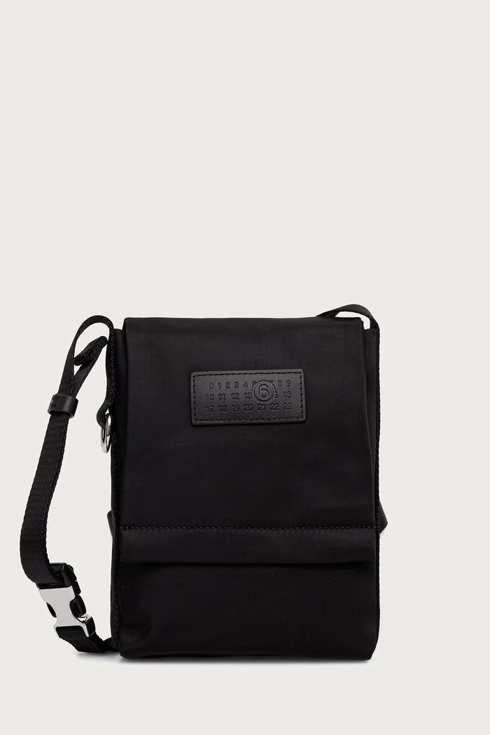 MM6 Maison Margiela Saszetka damska czarny SB5WG0039.P8504