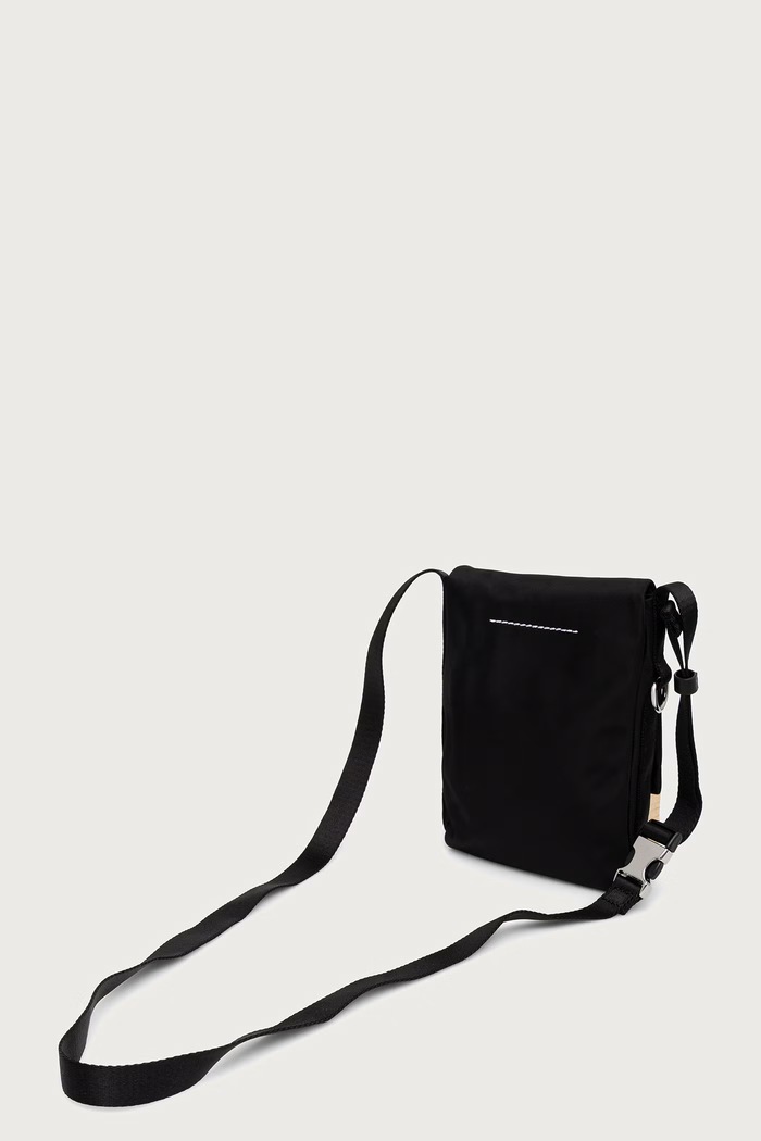 Akcesoria MM6 Maison Margiela Saszetka damska SB5WG0039.P8504 czarny