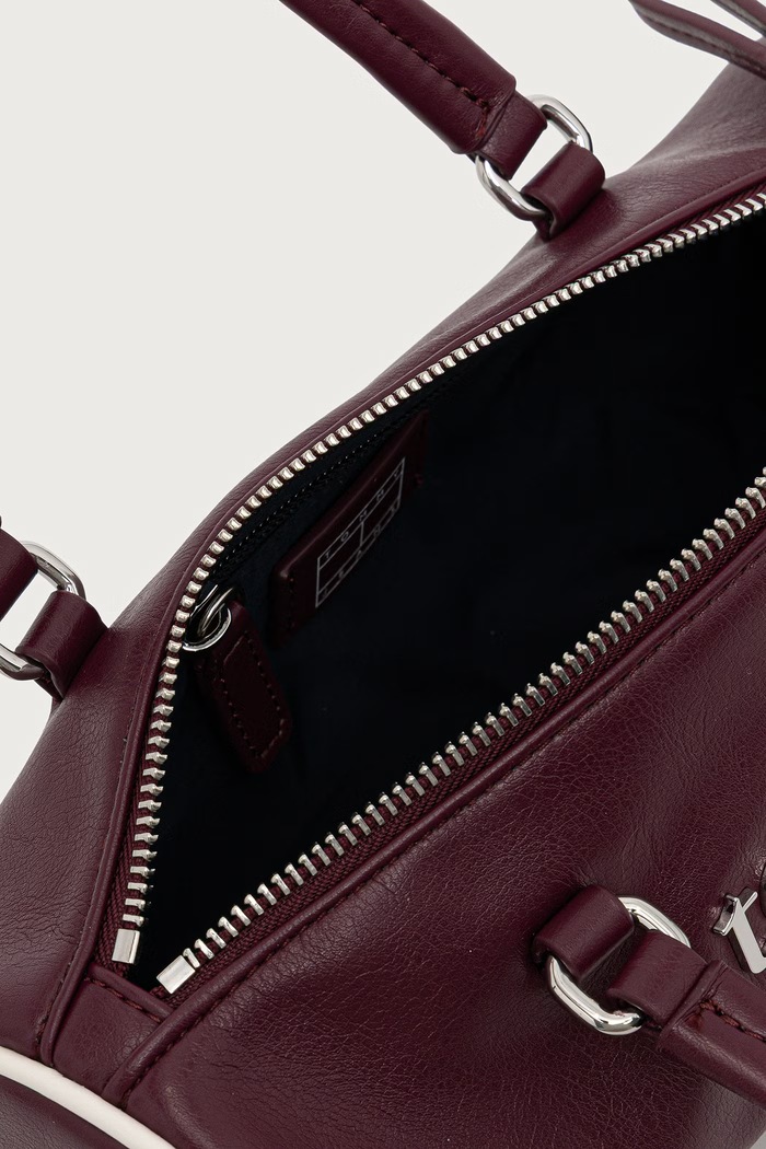Torebka damska z imitacji skóry Tommy Jeans bordowy AW0AW19055