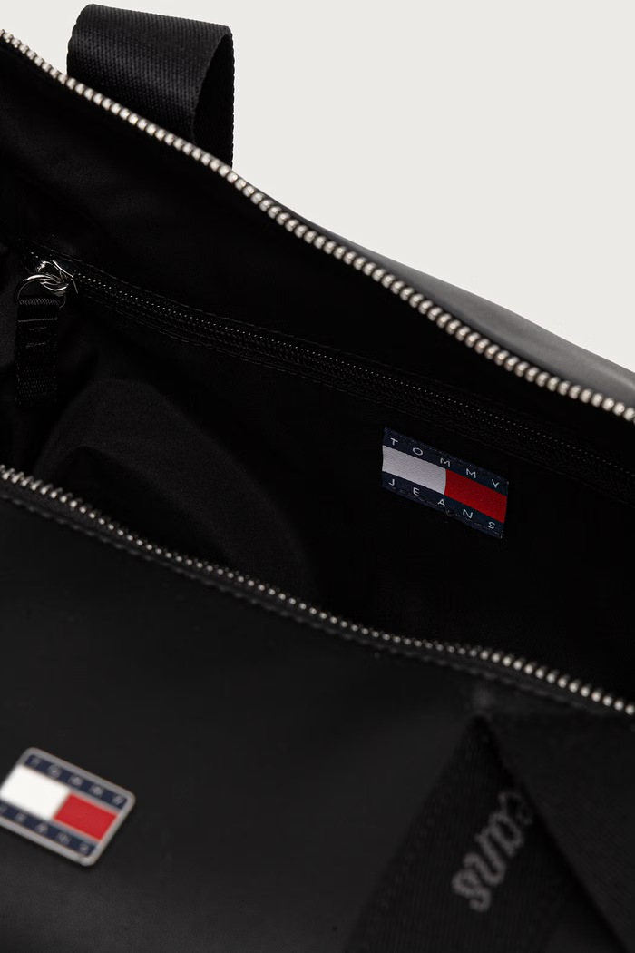 Tommy Jeans shopper torba ženska iz umetnega usnja AW0AW19046 črna