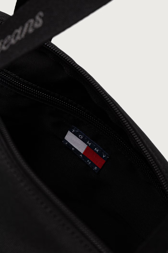 Tommy Jeans tote torba za žene AW0AW19039 crna