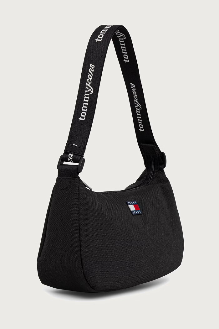 Tommy Jeans kabelka dámska AW0AW18768 čierna AW26