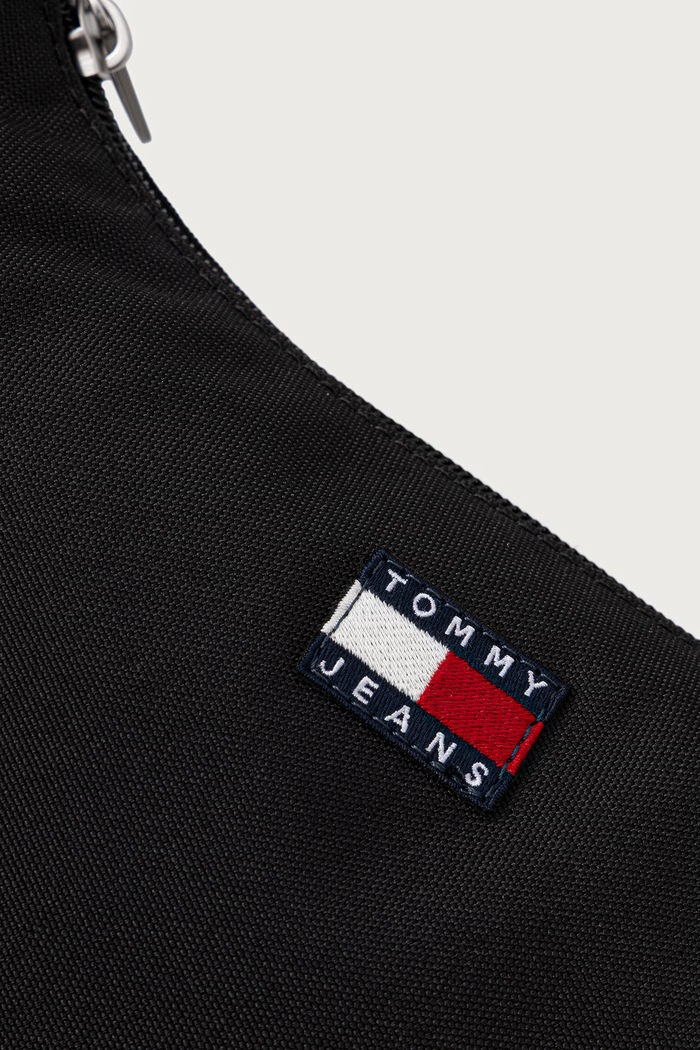 Tommy Jeans kabelka dámska čierna AW0AW18768