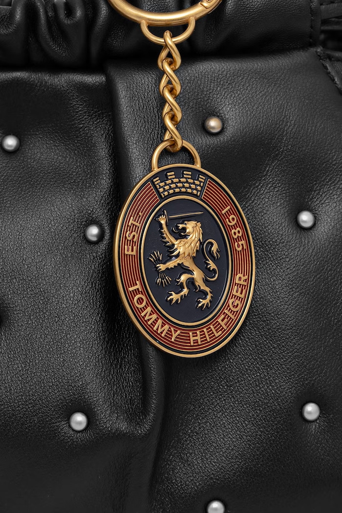 Tommy Hilfiger torebka tote damska skórzana czarny AW0AW19338