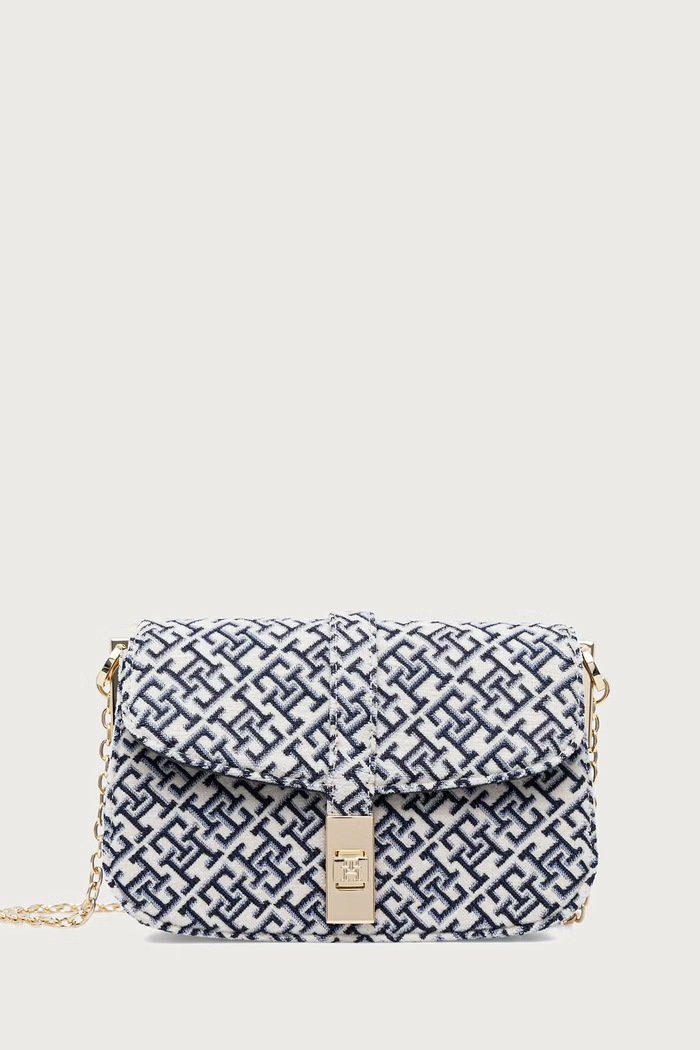 Tommy Hilfiger βαλιτσάκι γυναικείο σκούρο μπλε AW0AW19320