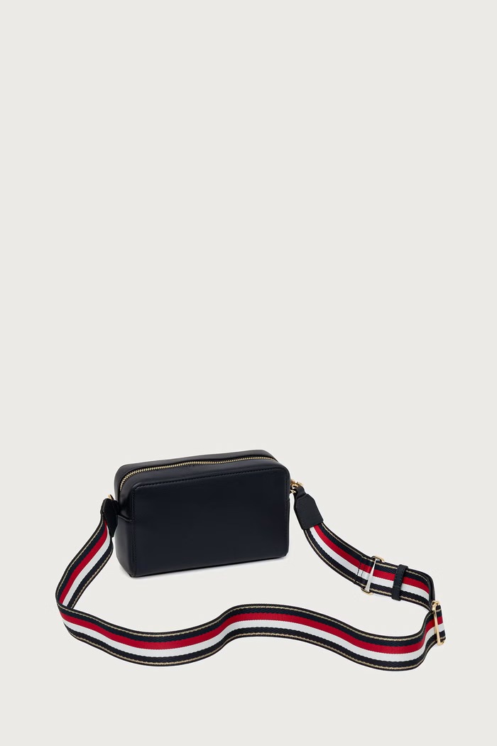 Akcesoria Tommy Hilfiger torebka crossbody damska z imitacji skóry AW0AW19315 granatowy