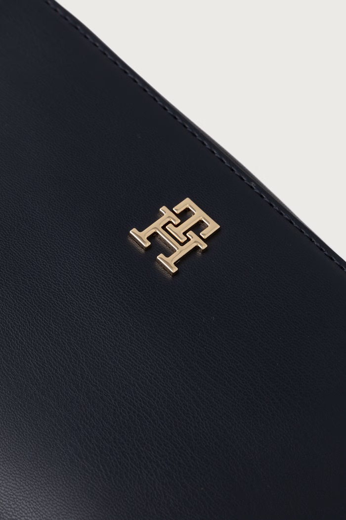 Tommy Hilfiger torebka crossbody damska z imitacji skóry granatowy AW0AW19315