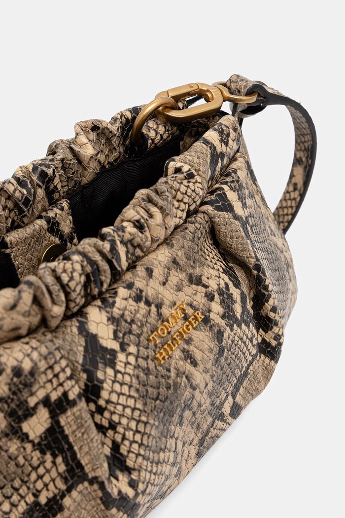 Tommy Hilfiger torebka crossbody damska skórzana brązowy AW0AW19286
