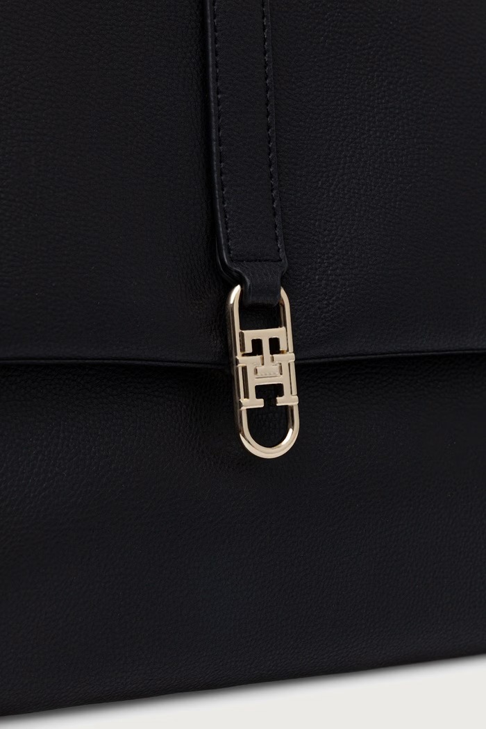 Crossbody kabelka dámska Tommy Hilfiger AW0AW19197 čierna