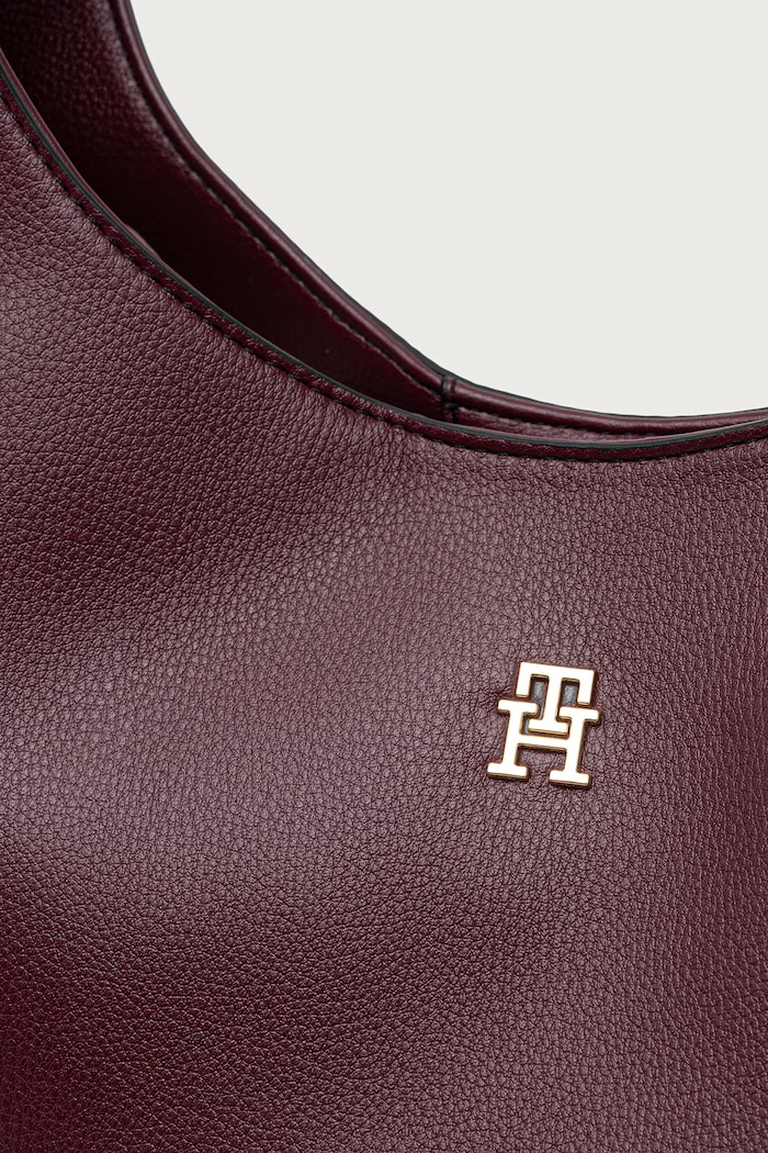 Torebka hobo damska z imitacji skóry Tommy Hilfiger AW0AW19187 bordowy