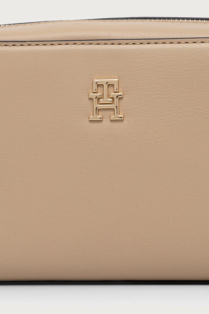 Tommy Hilfiger χιαστί γυναικεία από απομίμηση δέρματος μπεζ AW0AW19060