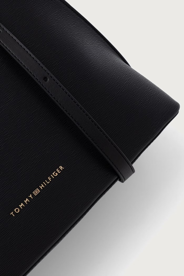 Kabelka typu shopper dámska Tommy Hilfiger AW0AW19037 čierna