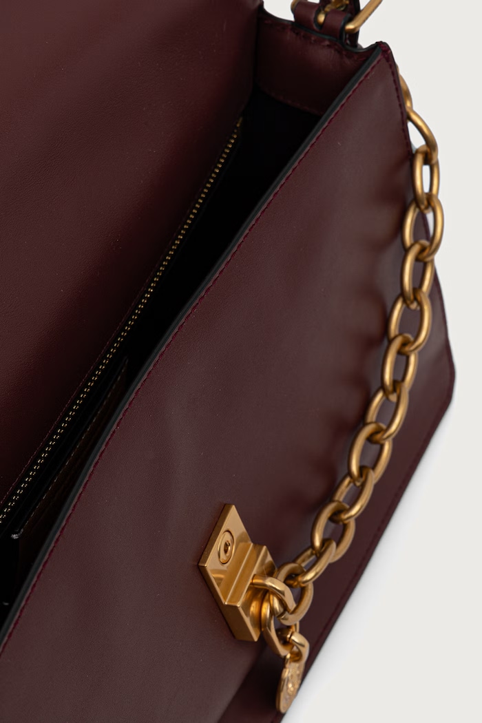 Damskie skórzane Tommy Hilfiger bordowy AW0AW19015