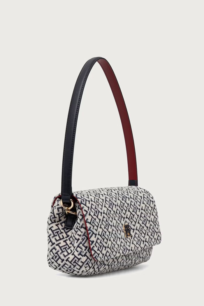 Tommy Hilfiger Μικρή τσάντα γυναικεία AW0AW19007 σκούρο μπλε AW26