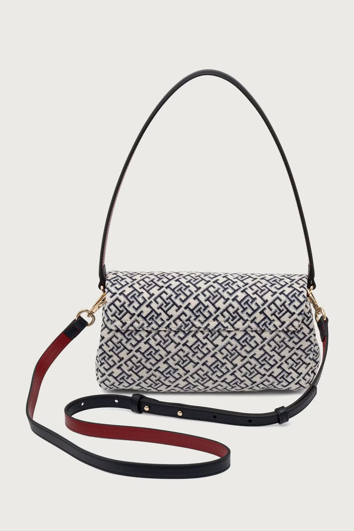 Αξεσουάρ Tommy Hilfiger Μικρή τσάντα γυναικεία AW0AW19007 σκούρο μπλε