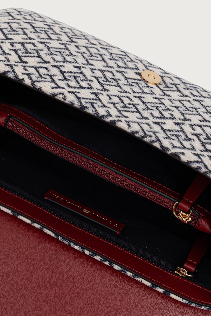 Μικρή τσάντα γυναικεία Tommy Hilfiger σκούρο μπλε AW0AW19007