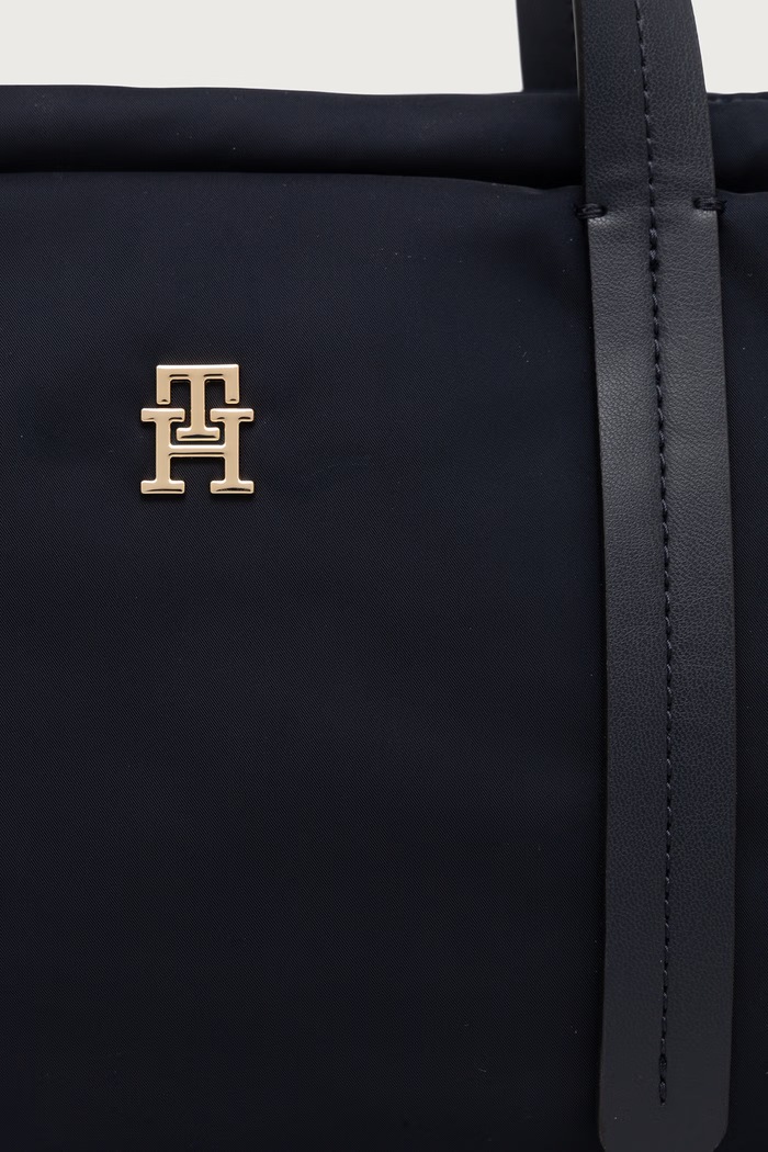 Torebka crossbody damska Tommy Hilfiger AW0AW18993 granatowy