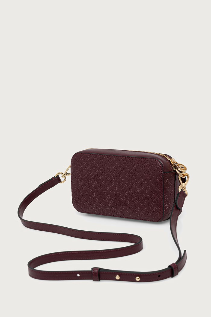 Doplnky Tommy Hilfiger Crossbody kabelka dámska AW0AW18922 burgundské