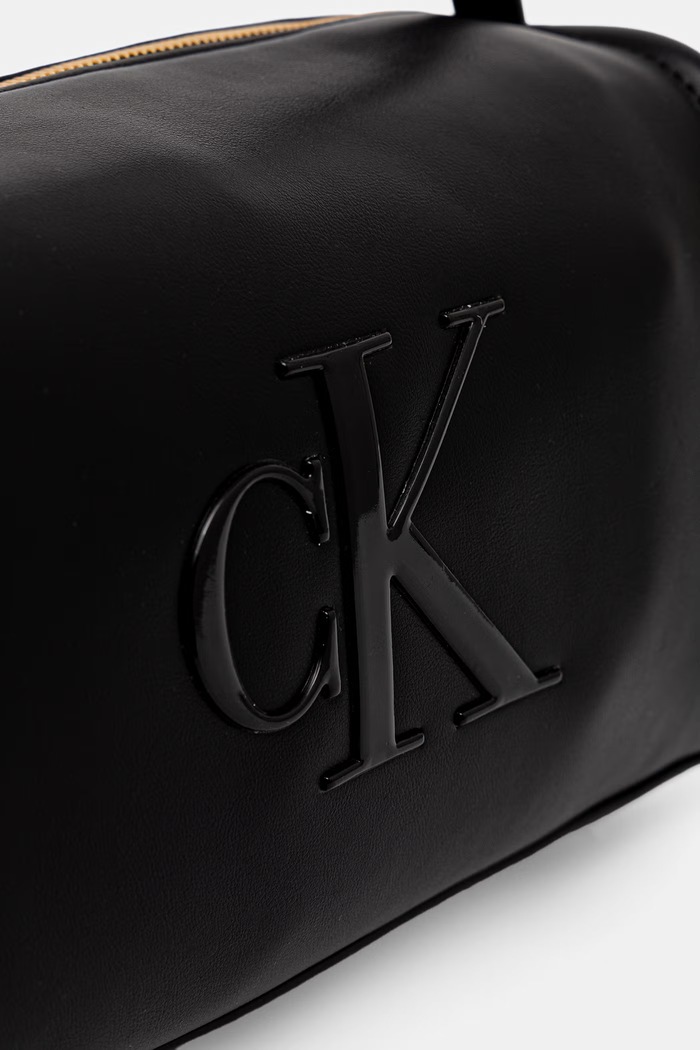 Calvin Klein torebka damska z imitacji skóry czarny LV04F3894G