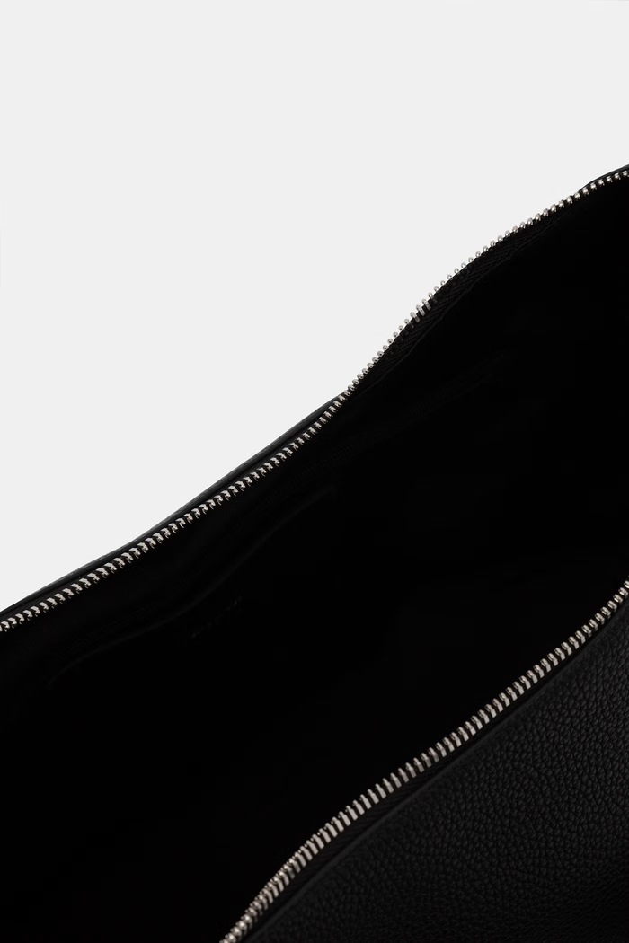 Calvin Klein torebka hobo damska z imitacji skóry LV04F3891G czarny